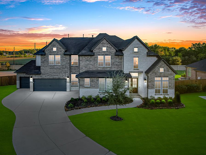 Homes Priced 750k - 1 Mil